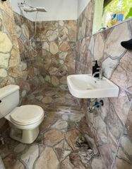 Propiedad en Cocles, Limón, Costa Rica– Potencial turístico, hotelero o residencial en Cahuita, Talamanca, Limón — $350,000 - Foto 4 de 10