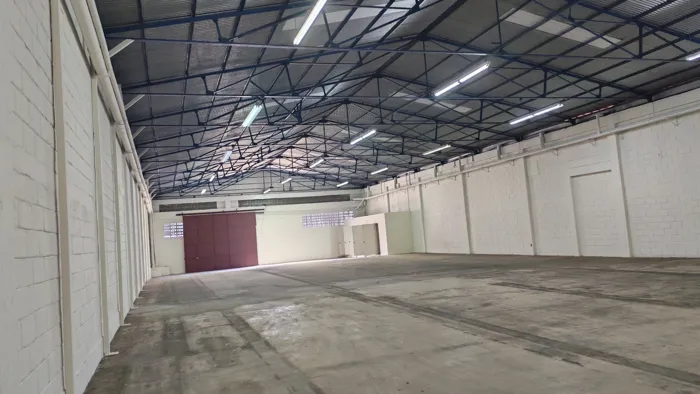 Warehouse for Rent, in San Jose, San Jose, Merced, Use Z1/Z2, in Merced, San José — $6,941 - Photo 3 of 16