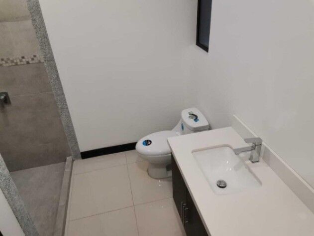 Venta de Casa en Moravia-San Vicente. RAH 25-992 en San Vicente, Moravia, San José — $175,000