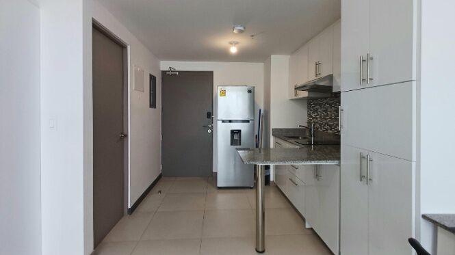 Venta de Apartamento en Granadilla de Curridabat. RAH 26-651 in Granadilla, Curridabat, San José — $118,000