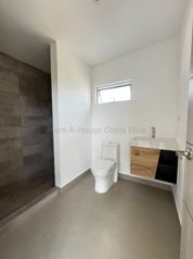 Alquiler de Penthouse de 2 Niveles en Santa Ana. RAH 26-2125 en Piedades, Santa Ana, San José — $1,900 - Foto 2 de 6