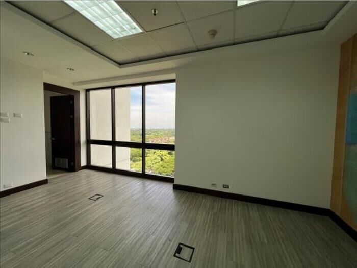 ALQUILER DE OFICINA, SAN JOSÉ, PARQUE EMPRESARIAL FORUM in Santa Ana, San José — $1,850