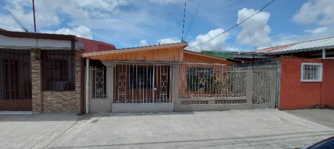 Venta de Casa + APTO en Oriental, Cartago. RAH 26-820 in Oriental, Cartago — ₡ 65 000 000