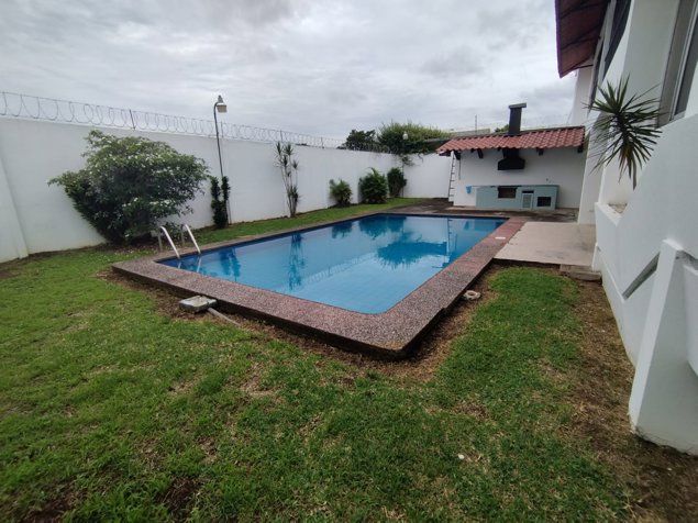 Se Vende (Venta) Casa en Rohrmoser cod JC 1316 in Pavas, San José — $500,000