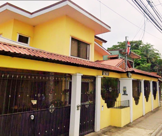 FOR SALE: HOUSE AND TWO APARTMENTS WITH MIXED USE, ALAJUELA, SAN RAFAEL in San Rafael, Alajuela — $345,000