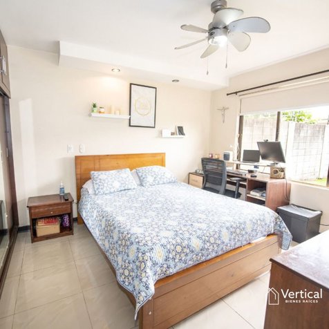 VENTA de Apartamento Pozos,Santa Ana(Inquilino adentro) in Pozos, Santa Ana, San José — $130,000 - Photo 3 of 6