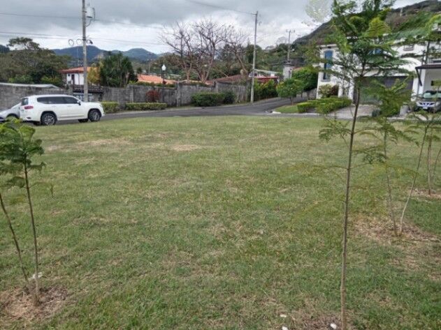 Venta de Lote Esquinero en Piedades de Santa Ana. RAH 25-1268 in Piedades, Santa Ana, San José — $178,000