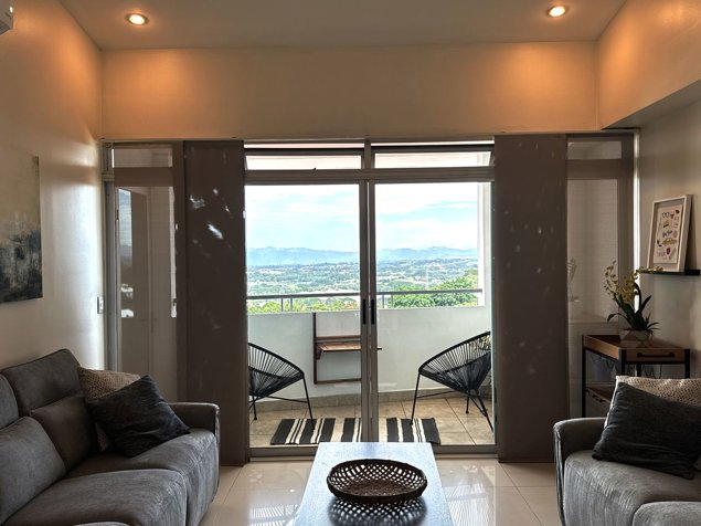En Alquiler, exclusivo apartamento en Guachipelin, Escazu. in San Rafael, Escazú, San José — $1,400 - Photo 3 of 18