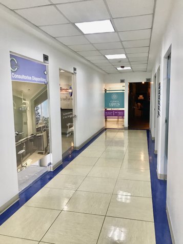 Consultorio Medico en Torre Momentum Pinares en Curridabat, San José — $768