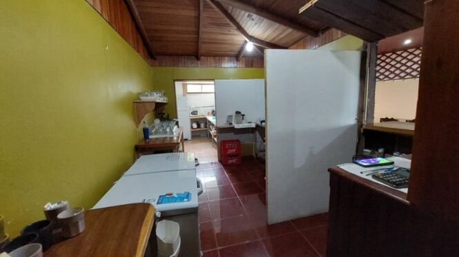Venta de Casa con Amplio Terreno en Puriscal-Santiago, San José. en Santiago, Puriscal, San José — ₡ 180 000 000