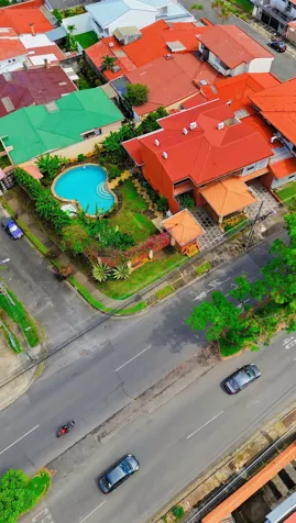 Independent House for Sale in Rohrmoser, Residential and Commercial Use. in Pavas, San José — $895,000