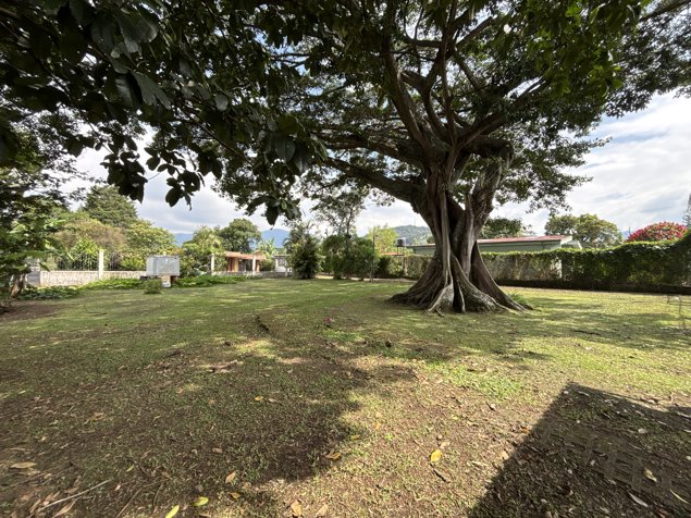 VENTA DE LOTE 11.612,37 m², SAN RAFAEL ARRIBA, DESAMPARADOS en San Rafael Arriba, Desamparados, San José — $5,994,465 - Foto 2 de 19
