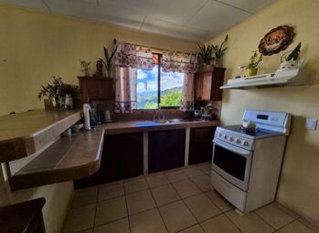 Casa de 3 cuartos en Villa Nueva, Perez Zeledon, Costa Rica. in Río Nuevo, Pérez Zeledón, San José — $89,999 - Photo 4 of 16