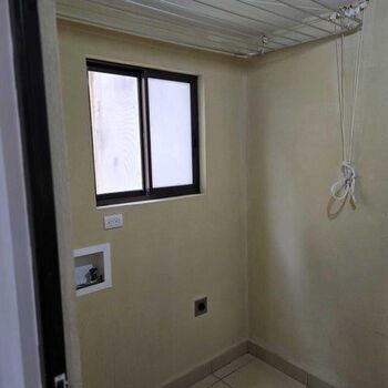 Alquiler de Casa en Brasil de Santa Ana. RAH 26-1185 en Brasil, Santa Ana, San José — $1,200 - Foto 4 de 10