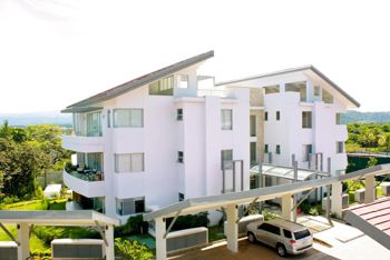 VENTA Apartamento en primer piso con terraza y jardín en Santa Ana in Piedades, Santa Ana, San José — $325,000 - Photo 2 of 14