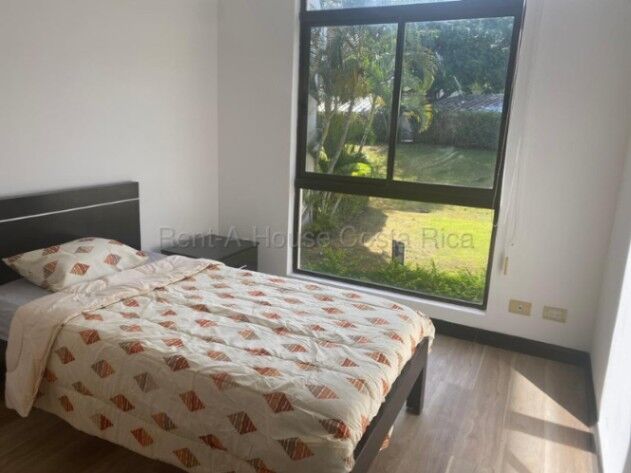 Alquiler de Apartamento en Santa Ana-Río Oro. RAH 26-1663 in Santa Ana, San José — $1,250