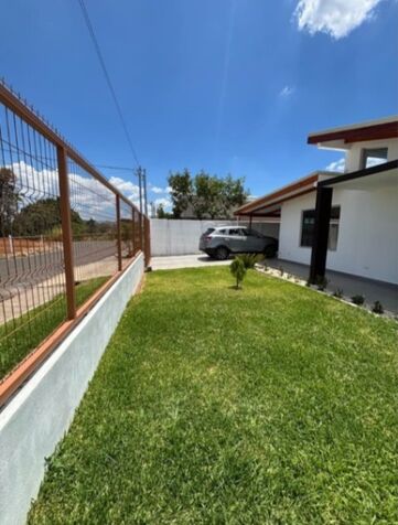 CASA PARA ESTRENAR, ATENAS, ALAJUELA, COSTA RICA.  in Santa Eulalia, Atenas, Alajuela — ₡ 120 000 000