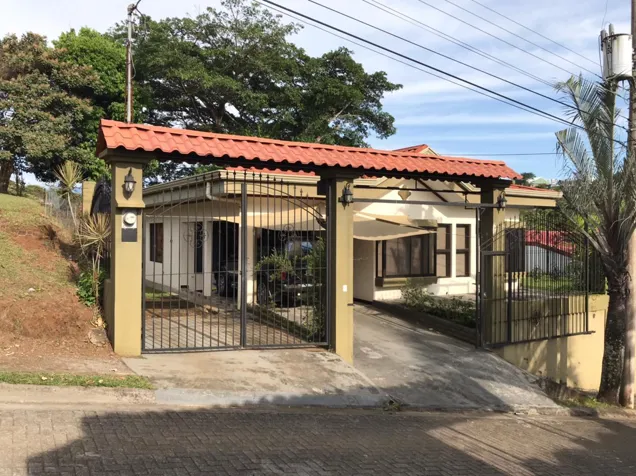 EN GRECIA OPORTUNIDAD in Grecia, Alajuela — ₡ 98 000 000
