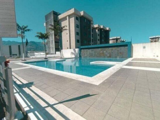 Se alquila espacioso apartamento en condominio de Hatillo 25-1750 en Hatillo, San José — $900