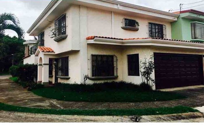 VENTA DE CASA, CARTAGO, LA UNIÓN, SAN JUAN, RESIDENCIAL DANZA DEL SOL en Curridabat, San José — ₡ 145 000 000