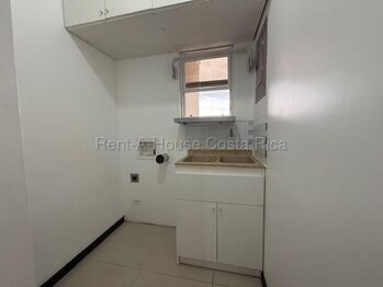 ALQUILER DE APARTAMENTO EN CURRIDABAT GRANADILLA. en Granadilla, Curridabat, San José — 600 000 ₡ - Foto 5 de 12