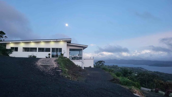 Propiedad de lujo con vistas espectaculares al Lago Arenal in Arenal, Tilarán, Guanacaste — $1,300,000