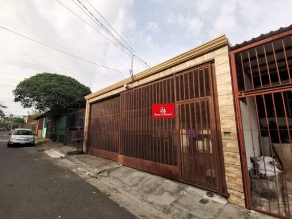 Venta de Casa en Pozos de Santa Ana. RAH 26-1019 in Pozos, Santa Ana, San José — ₡ 75 000 000