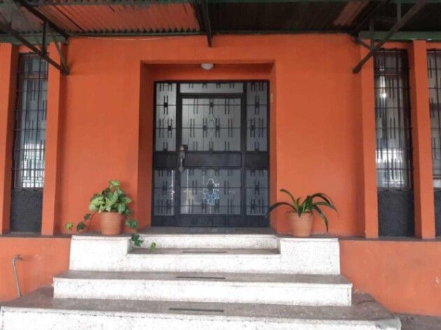 Venta de Casa en Goicoechea, San José. en Calle Blancos, Goicoechea, San José — ₡ 120 000 000