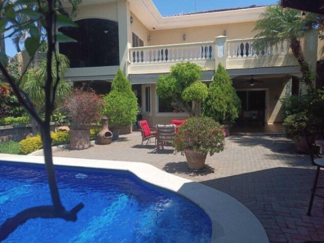Venta Espectacular Casa en Belén, Heredia / Mls. 24-1391 OFC JB en La Asunción, Belén, Heredia — $695,000