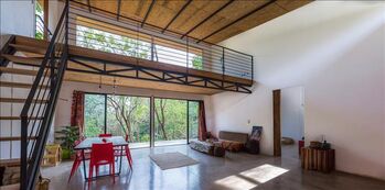 3 BED + PLAYROOM + GUEST HOUSE IN LA ECOVILLA – CASA PAJAROS en San Mateo, Alajuela — $650,000 - Foto 4 de 5