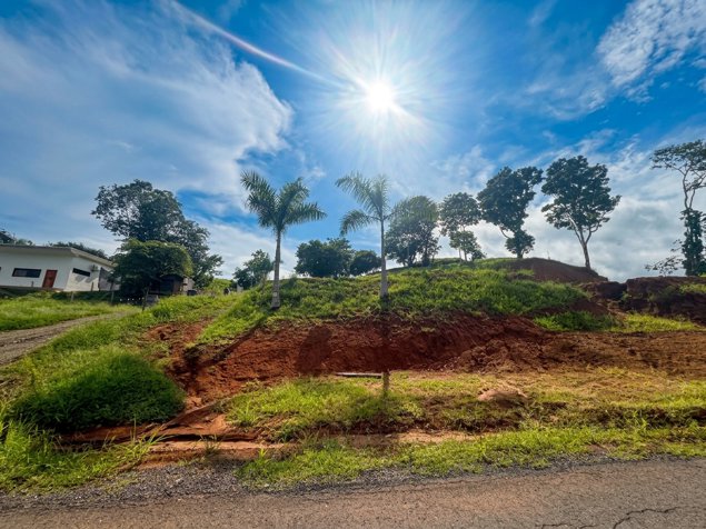 Venta de terreno residencial con encanto rural, Playa Esterillos (MV) en Parrita, Puntarenas — $75,000