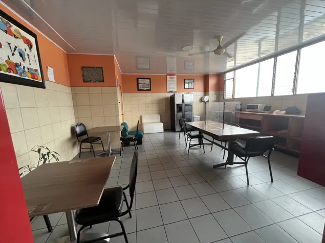 Se vende Edificio con Bodega, taller y oficinas en Pavas en Pavas, San José — $2,200,000 - Foto 3 de 30
