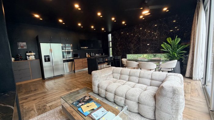 Venta de apartamento en Guachipelín Escazú in Escazú, San José — $275,000