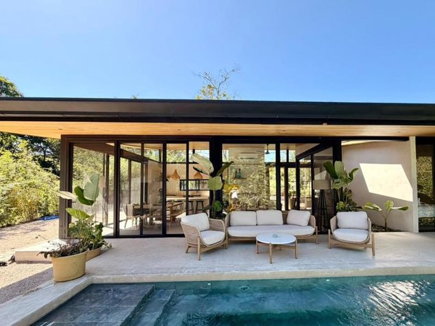 Casa Moderna de Lujo en Comunidad Orgánica in Cóbano, Puntarenas — $695,000