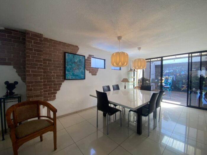 CASA EN VENTA, ESCAZÚ, $340.000 Cod#25-524 en San Rafael, Escazú, San José — $340,000