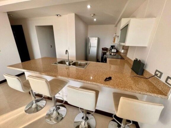 Alquiler de Apartamento en San Rafaél de Escazú. en San Rafael, Escazú, San José — $1,500