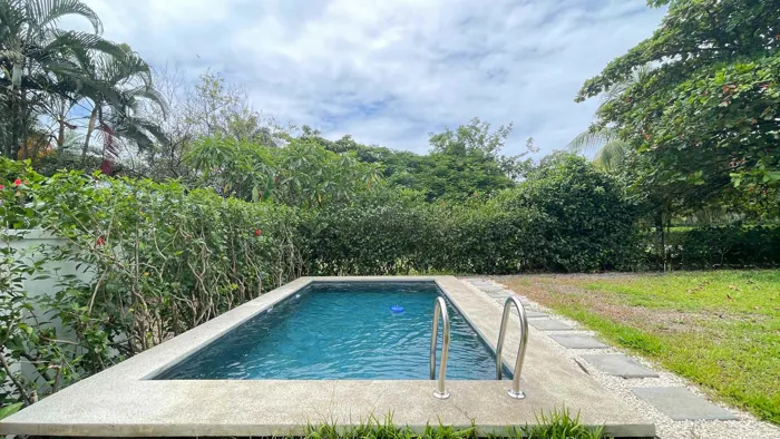 New Single-Story Home with a Private Pool Near Playa Banderas in Parrita, Puntarenas — ₡ 111 000 000