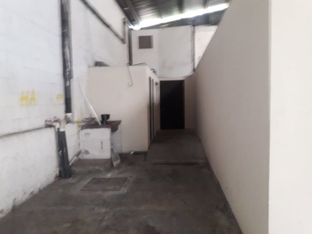 Bodega en alquiler en Tibas,San Jose, Uso Comercial, Seguridad 24/7 en San Juan, Tibás, San José — $11,200 - Foto 2 de 5