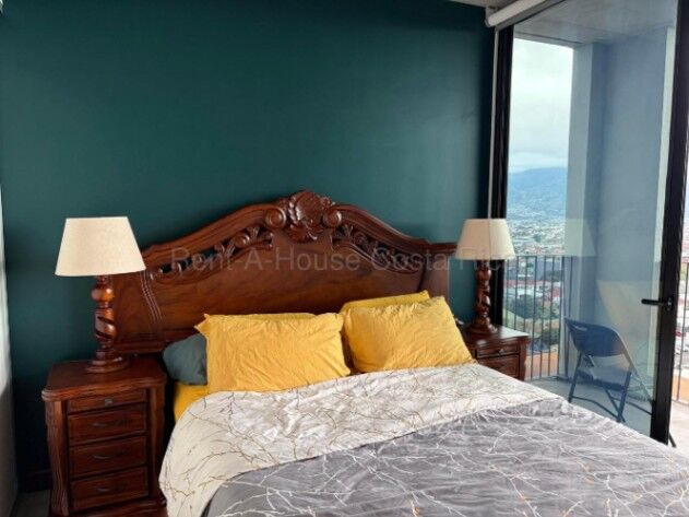 Se vende apartamento en Carmen San José 26-1783 in Carmen, San José — $165,000