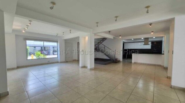 VENTA DE HERMOSA CASA LISTA PARA MUDARSE EN RIO ORO SANTA ANA. in Piedades, Santa Ana, San José — $360,000 - Photo 3 of 21