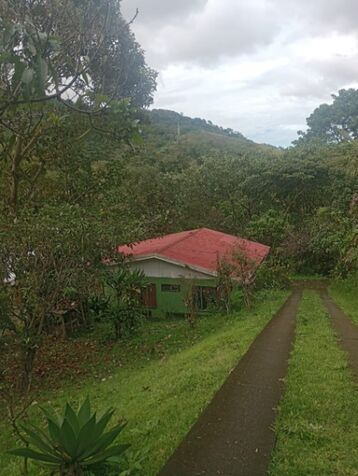 HERMOSA PROPIEDAD EN PATARRA, DESAMPARADOS.  en Patarrá, Desamparados, San José — ₡ 69 000 000