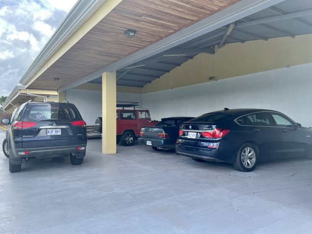 VENTA DE CASA, ALAJUELA, LA GARITA, BARRIO SAN JOSÉ, COND ROYAL PALM en Garita, Alajuela — $1,500,000