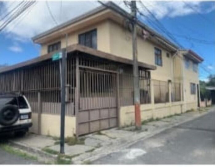 Venta de 2 Casas en Pavas, San José. RAH 25-1404 en Pavas, San José — ₡ 90 000 000