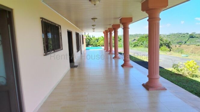 Venta de Casa en San Isidro de Alajuela. in San Isidro, Alajuela — ₡ 350 000 000