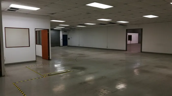 Edificio y ofibodega en alquiler en Barreal de Heredia.- PC498882 in San Vicente, Moravia, San José — $11,280