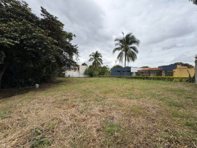 Se vende lote en Pozos Santa Ana 26-921 in Pozos, Santa Ana, San José — $165,000