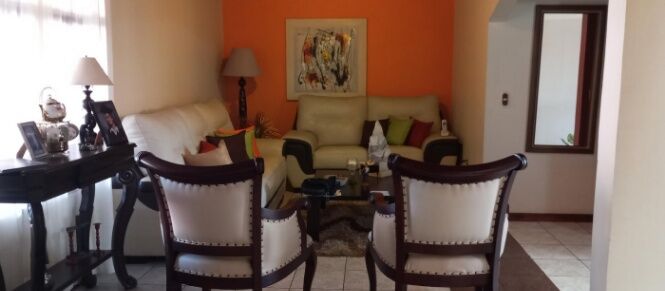 Venta de Casa en San Fco de Heredia. RAH 26-620 in San Francisco, Heredia — ₡ 99 000 000