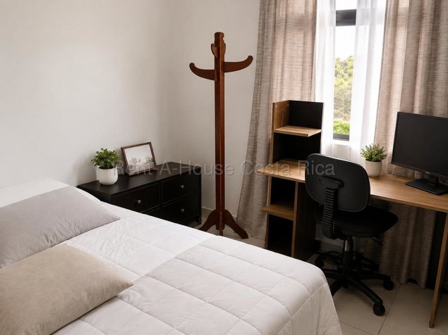 Venta de Apartamento en Alajuelita con Excelente Ubicación #27-306 GS in San Felipe, Alajuelita, San José — $106,000