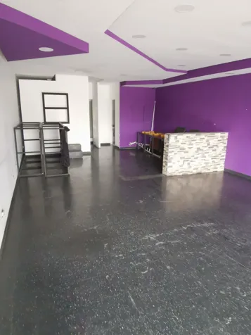 SE ALQUILA LOCAL COMERCIAL EN PLAZA ROHRMOSER, PAVAS en Pavas, San José — $1,072 - Foto 2 de 9
