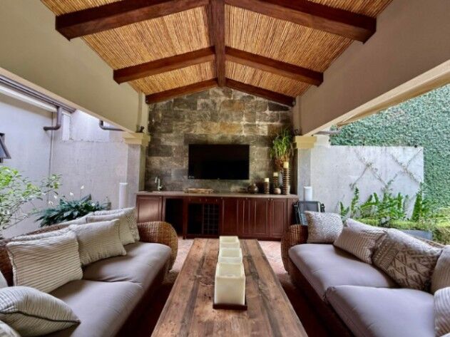 Venta de Casa en San Rafael de Escazú. RAH 26-1338 en San Rafael, Escazú, San José — $595,000